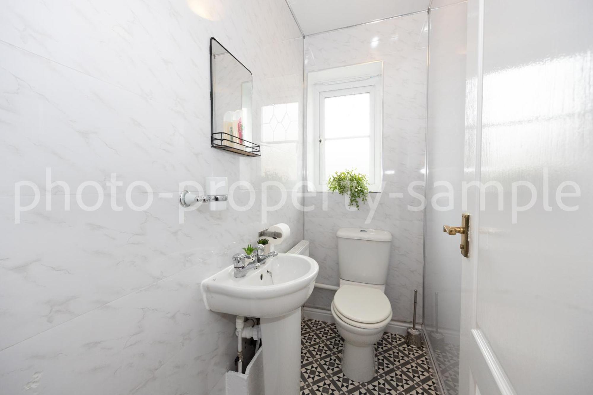 Airstays Apartment วิเทนชอว์ ภายนอก รูปภาพ